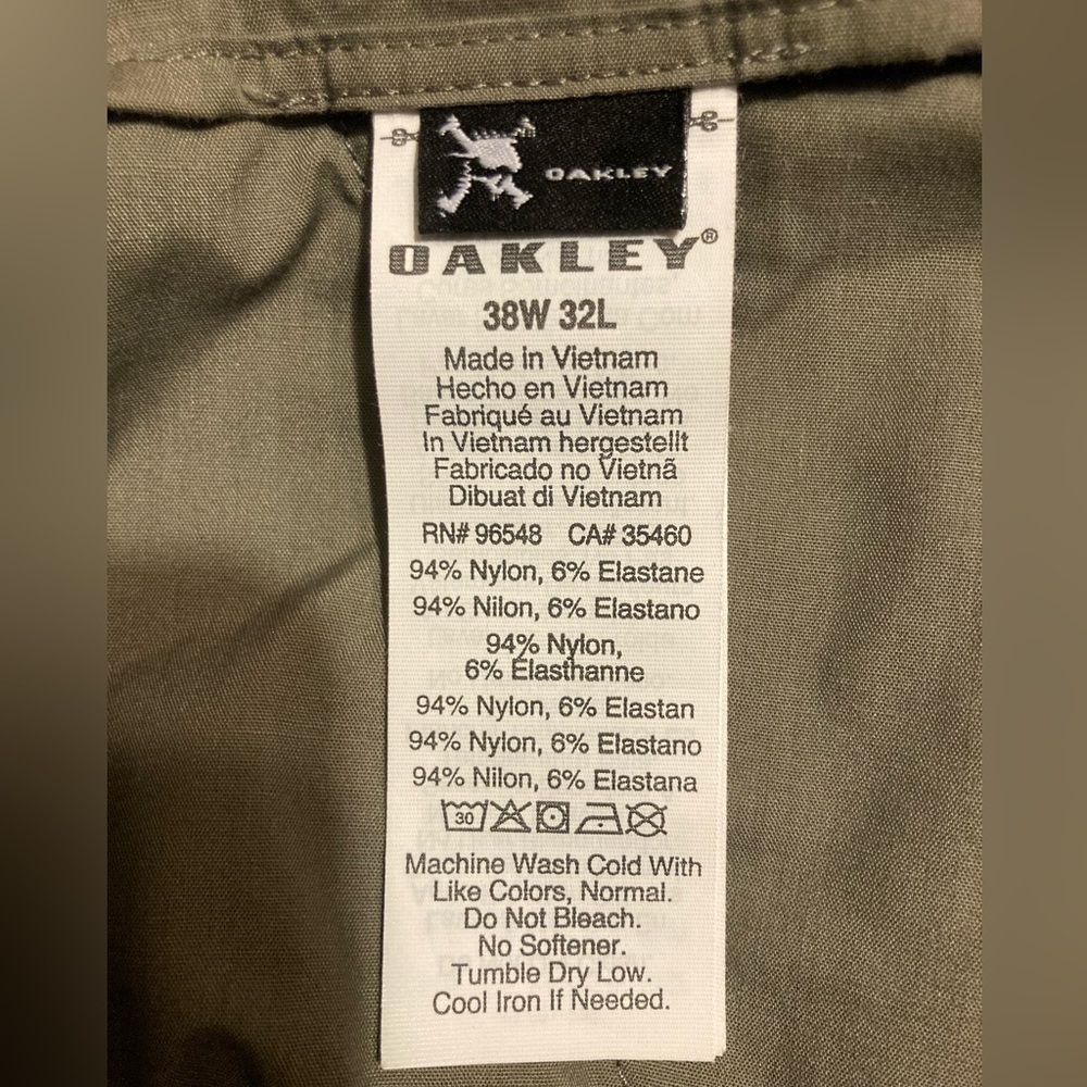 Oakley Golf Mens Dark Navy Pants 38Wx32L Excellent Condition - Picture 6 of 9